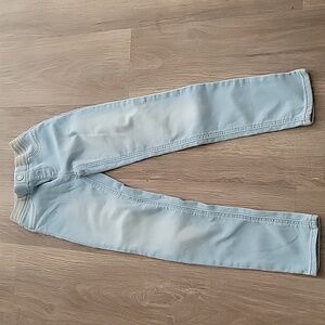 Girls skinny jeans. Brand=Jordache. Size=7-8. Color=light blue